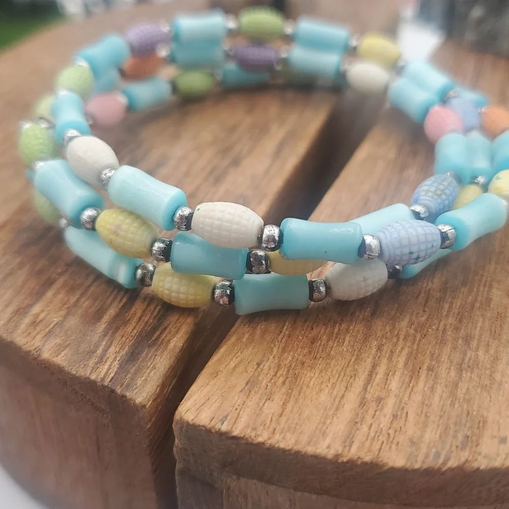 Pastel Beaded Tier Vintage Bracelet B3410‎